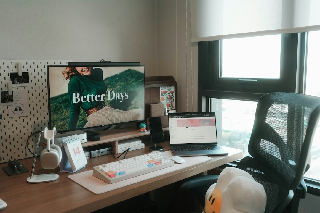 blog setup desk